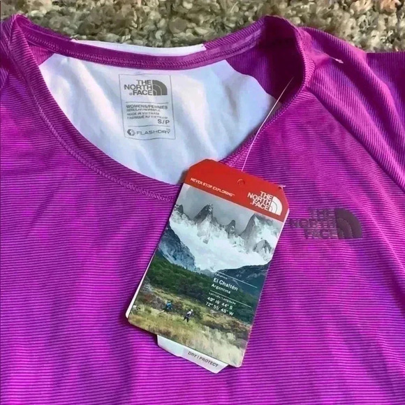 North face - Picture 2 of 4